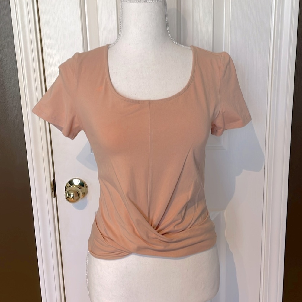 Charlotte Russe Salmon Colored Top with Twist Front. Size Small